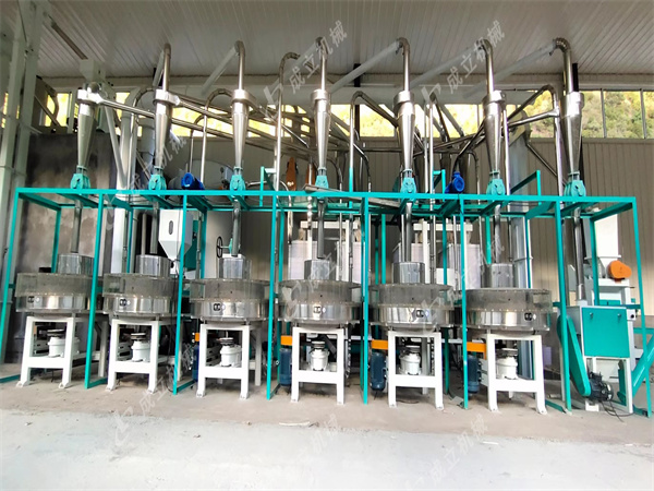 河南新鄭八組石磨面粉機(jī)械客戶(hù)安裝現(xiàn)場(chǎng)(圖)